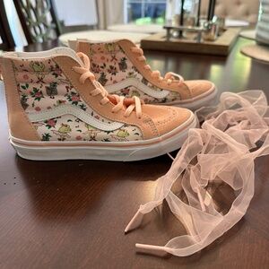 Vans Kids Sk8-Hi Zip Frog Frolic Sneakers Girls's Size 2.5 Athletic Shoes EU 33